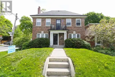 UPPER - 95 BLYTHWOOD ROAD Toronto (Mount Pleasant East), Ontario