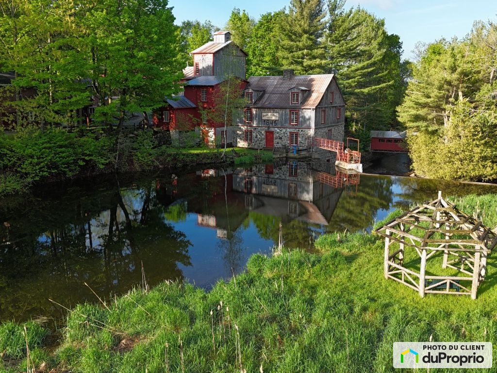 $1,295,000 - Acreage / Hobby Farm / Ranch for sale — photo 2