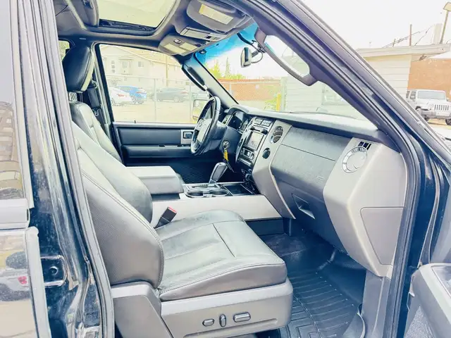 2013 Ford Expedition EL Limited in Cars & Trucks in Edmonton - Image 27