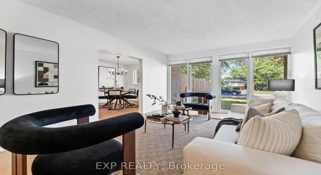 Spacious Scarborough Home! 3 Bed, Bright & Updated!628657166232331213