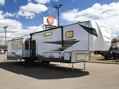 The 2026 Crusader BONUS38 is a large fifth-wheel designed around a true residential-style layout tha...