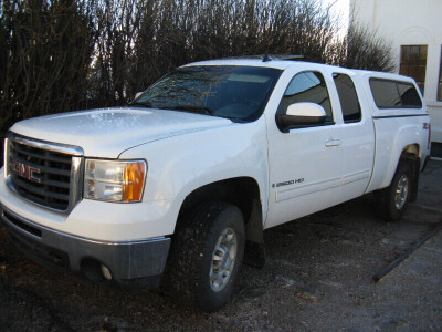 GMC 2500 HD EXCAB 6.5F LTZ  SUNROOF TOP OF THE LINE IN TIP TOP