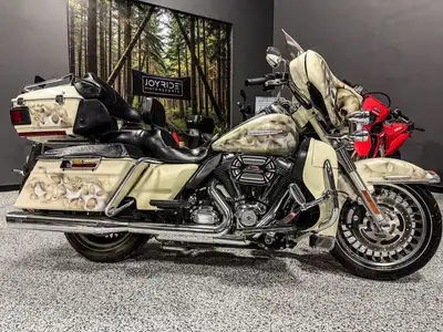Must be seen in person! Message us today and come check this machine out, it's absolute perfection!...