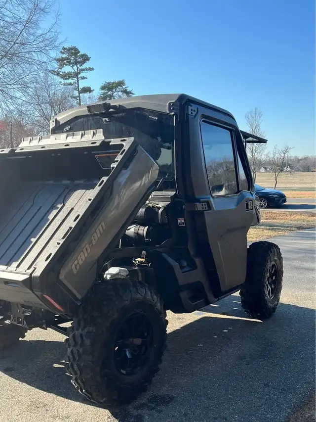 2022 CANAM DEFENDER LIMITED-BLACK! in ATVs in Dartmouth - Image 10