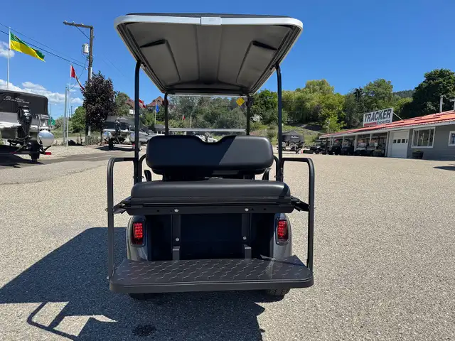 2021 E-Z-GO RXV Elite 4 Passenger-certified factory refurbished  in ATVs in Vernon - Image 5
