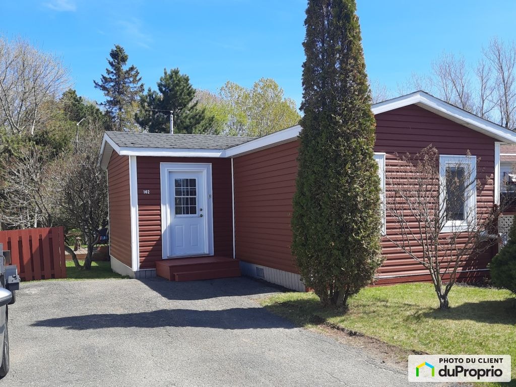 $209,000 - Mobile home for sale in ND-Du-Portage — photo 1