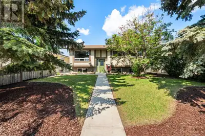This is the one you have been waiting for! OVERSIZED HEATED GARAGE and RV PARKING!! This 3 Bedroom H...