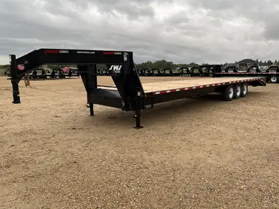 NEW 2025 SWS 8.5 x 34' Gooseneck Trailer Tri Axle 3 x 7000 lb Axles w/ Electric Brakes on all Axles...