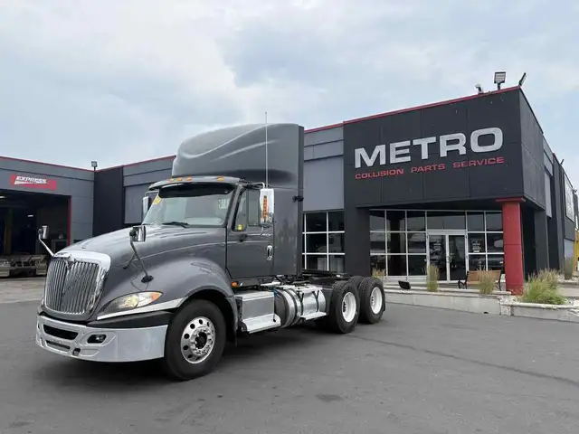 2015 International Prostar SELLING AS-IS in Heavy Trucks in Hamilton - Image 2