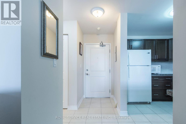 212 - 148 THIRD STREET Cobourg, Ontario in Condos for Sale in Oshawa / Durham Region - Image 4