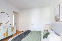 Akelius three bedroom apartment for rent. Located near Sherbrooke in the Westmount neighborhood, Mon... (image 8)