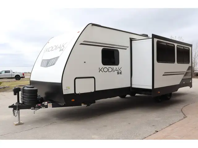 2022 Dutchmen Kodiak SE 28SBH 33FT LIGHT WT, BUNK ROOM/GREAT LAY in Cars & Trucks in Winnipeg - Image 35