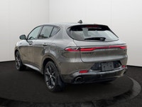 EXECUTIVE CROSSTOWN DEMO! Alcantara Seats -Black W/Red Accents, Remote Start System, Heated Front Se... (image 2)