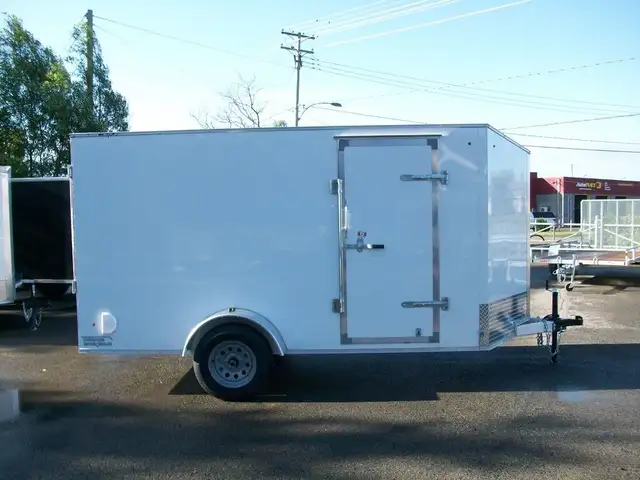 2025 Weberlane ALUMINIUM 6' X 12' V-NOSE 1 ESSIEUX RAMPE VTT MOT in Cargo & Utility Trailers in Laval / North Shore - Image 3