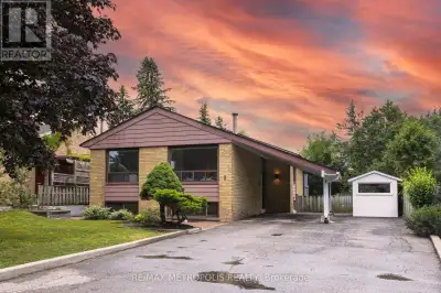 A Turn-Key Home On The Desirable Jubilee Cres. This Bungalow Is Situated On A Massive Lot. Location...
