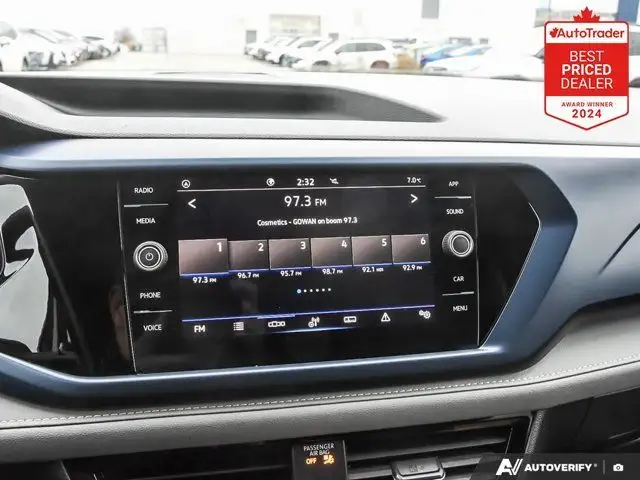 2024 Volkswagen Taos Comfortline in Cars & Trucks in Hamilton - Image 25