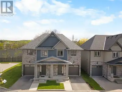 12 LINDSAY Way Grimsby, Ontario