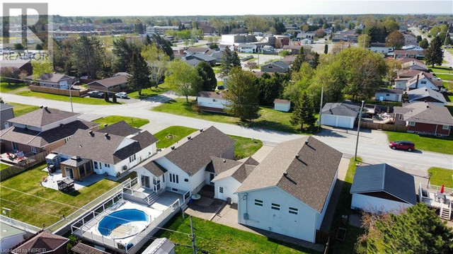 135 NORTH Street Sturgeon Falls, Ontario dans Maisons à vendre  à North Bay - Image 2