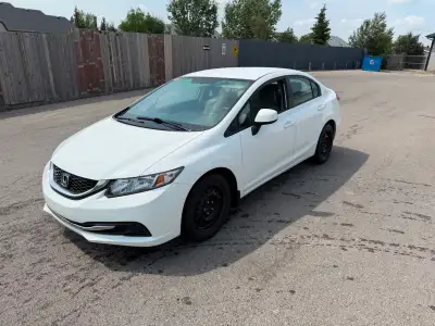 2013 Honda Civic Low km, No Accidents Active status Finance available Automatic transmission 5 passa...