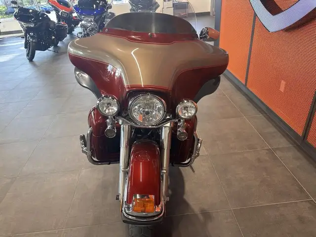2009 Harley-Davidson Electra Glide Ultra Classic in Street, Cruisers & Choppers in Grande Prairie - Image 7