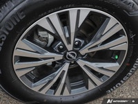 * Intelligent All-Wheel Drive (AWD) * A large panoramic moonroof with a power shade * Heated front s... (image 8)