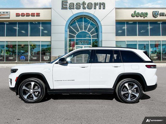 2023 Jeep Grand Cherokee 4xe in Cars & Trucks in Winnipeg - Image 2
