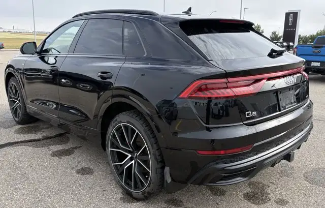 2020 Audi Q8 TECHNIK574230100643696642