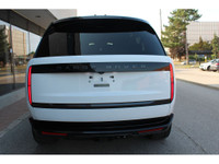 2024 RANGE ROVER P530 LONG WHEEL BASE - RARE FIND 7 PASSENGERS - ''ONLY 9,000 KM'' , YES , ONLY 9,00... (image 9)