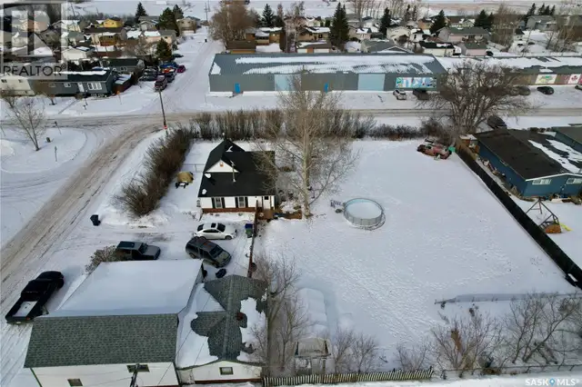 200 3rd STREET Dundurn, Saskatchewan in Houses for Sale in Saskatoon - Image 2