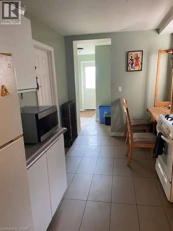 10 FAIRBANK Avenue Toronto, Ontario in Houses for Sale in City of Toronto - Image 11
