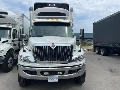 Stock #: 222239 Tandem Axle Reefer Van, Cummins L9 engine (350) HP, Allison (Auto) transmission (6 s...