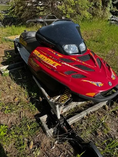 Sumit 800. Runs good, just never use it. $2000 OBO. Text for quickest response. 780 977 7471