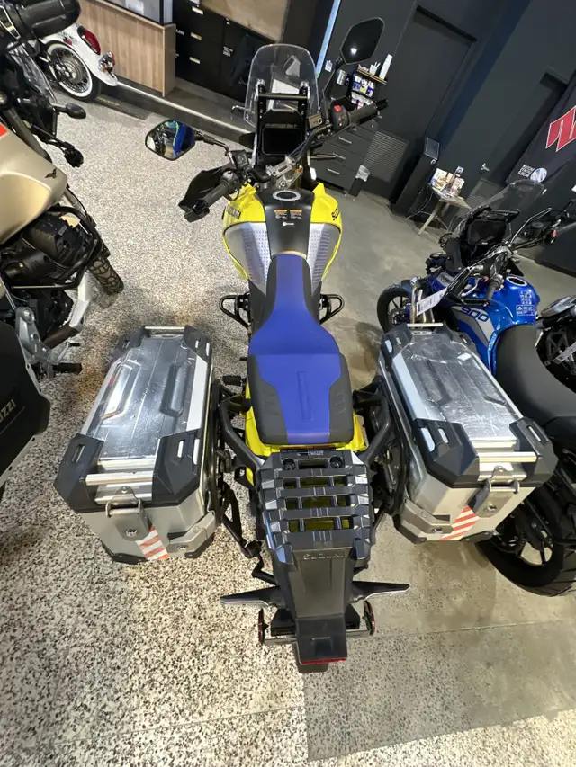 2023 Suzuki V-STROM 1050DE Champion Yellow No.2 / Metallic Mat S in Street, Cruisers & Choppers in Ottawa - Image 10