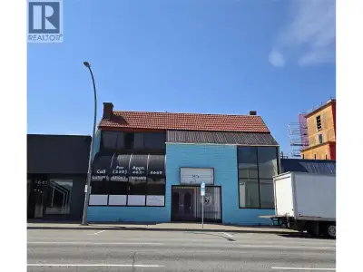 OPPORTUNITY KNOCKING! For LEASE or for SALE. It is very rare that a property like this comes availab...