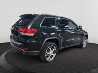 Check out this vehicle's pictures, features, options and specs, and let us know if you have any ques... (image 4)