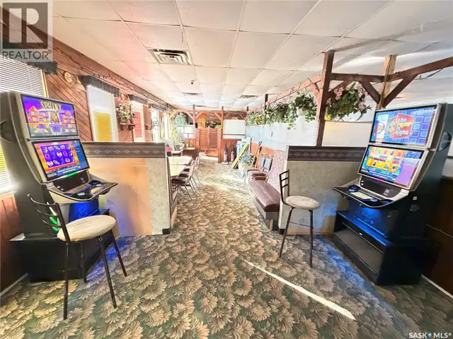 305 1st AVENUE W Assiniboia, Saskatchewan in Commercial & Office Space for Sale in Moose Jaw - Image 10