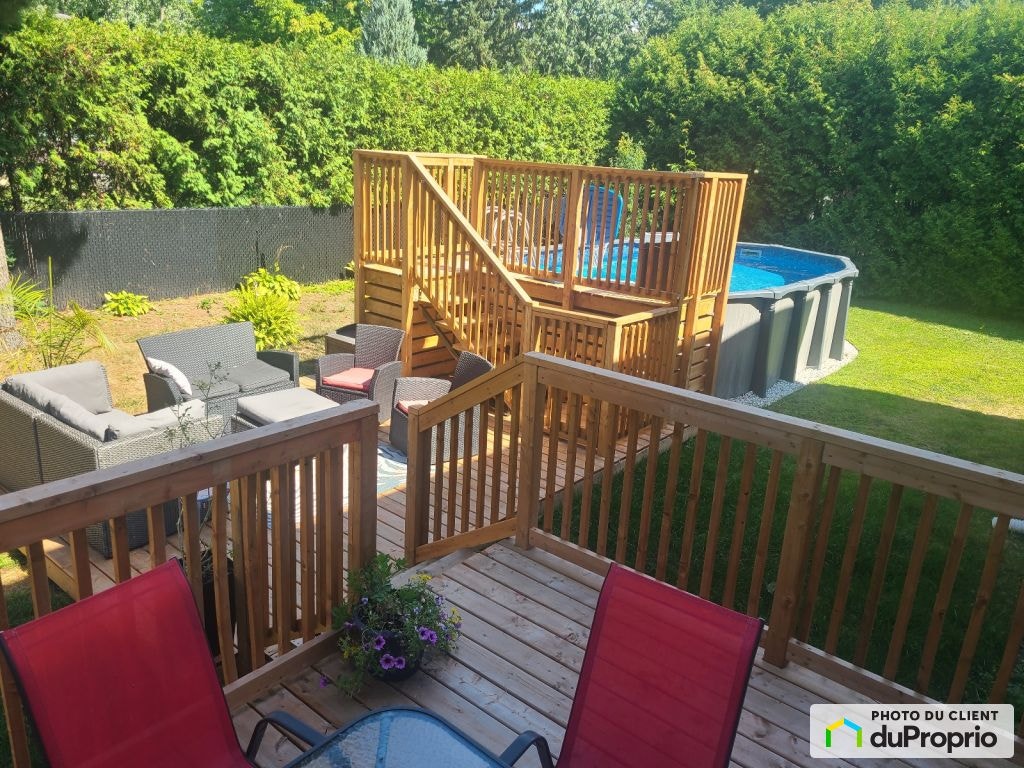 $899,500 - Split Level for sale in Candiac — photo 2