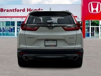 Why Choose the CR-V Touring? The Touring trim eliminates the need to upgrade or compromise on featur... (image 5)