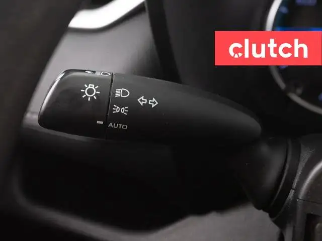 2022 Toyota RAV4 Hybrid LE AWD w/ Front Heated Seats, Rearview C in Cars & Trucks in Ottawa - Image 25