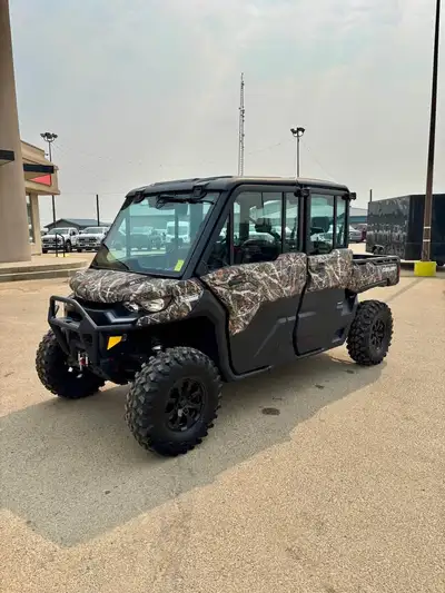 FOR SALE: 2024 Can-Am Defender HD10 MAX LIMITED Payments As Low As $112 Weekly!!! ✔️ HD10 Rotax V-Tw...