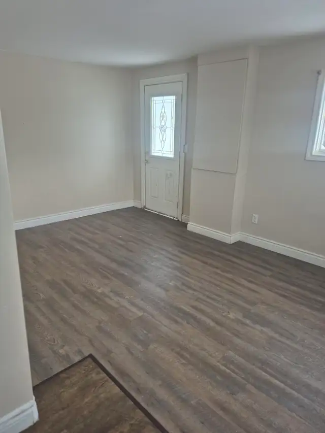 2 Bed / 1 Bath Home in Sault Ste. Marie – $1,799/month + Utiliti in Long Term Rentals in Sault Ste. Marie - Image 3