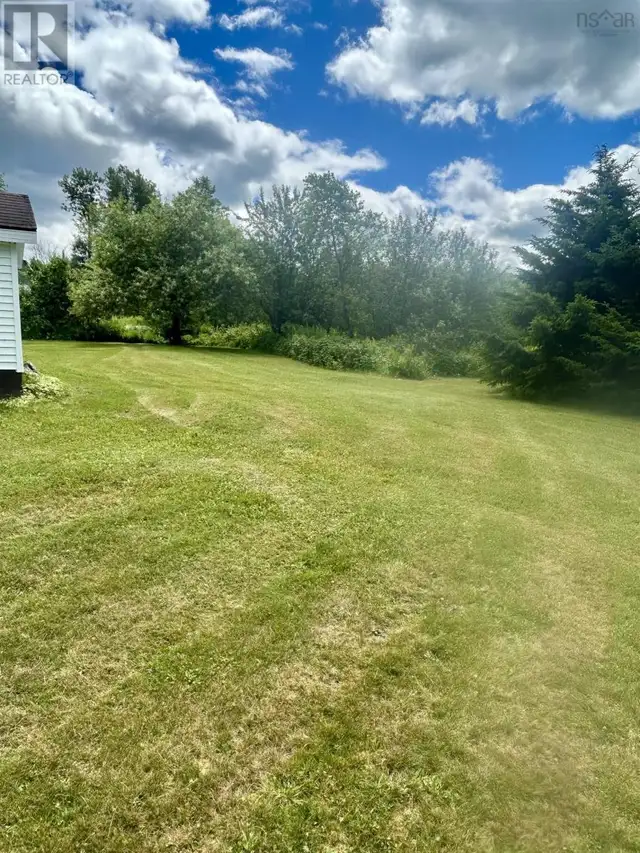 10374 Highway 4 Broadway, Nova Scotia in Houses for Sale in New Glasgow - Image 8