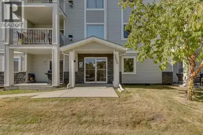 Top Floor Corner Unit! Incredible opportunity to own this bright and spacious 2-bedroom, 2-bathroom...