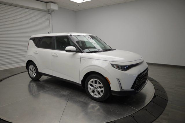2023 Kia Soul EX in Cars & Trucks in Calgary
