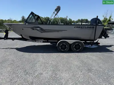 2021 Crestliner Commander Elite, 200 hp, 86 hours, Helix 9 Chartplotter/Fishfinder Chirp/MSI, Boss s...