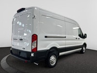 Check out this vehicle's pictures, features, options and specs, and let us know if you have any ques... (image 4)