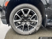 The athletic styling of the RST trim combined with its potent 5.3L ECOTEC3 V8 engine makes this Blac... (image 8)