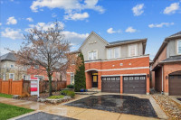 6 Bdrm  / 5 Bth  in Oakville