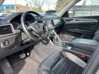 Double L Motors Ltd. FOR SALE: 2018 Volkswagen Atlas Highline Luxury, Space & Performance! Turn head... (image 8)