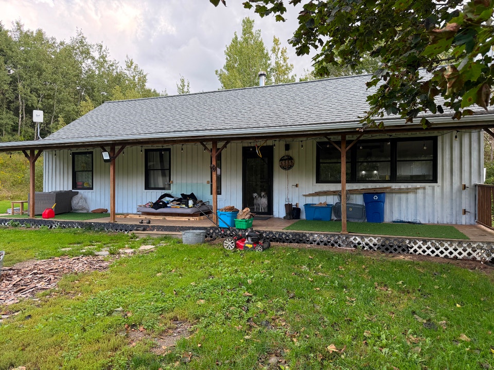 3 bedroom upper flat in house 1